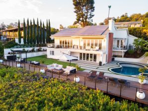 Full Backyard Landscape Design & Build in Tustin, CA (2)